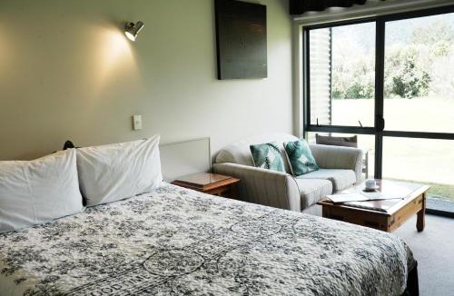 Fox Glacier Hotel | Sunset Motel
