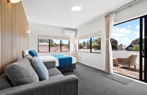 Orewa House | Summer Inn Motel - Newly Renovated