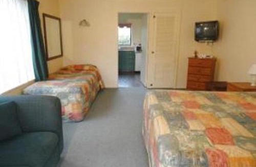 Addington Hotel | Raceway Motel