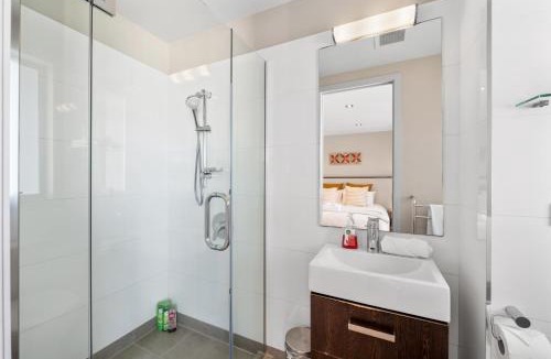 Paihia Apartment | Waterfront 2 Bed, 2 Bath & Pool