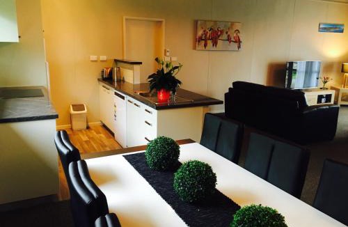 Tarurutangi Apartment | A Touch of Tuscany at Hillsborough