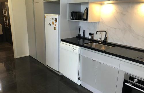 Maraetai Apartment | Coastal Palms Maraetai Beach Auckland NZ