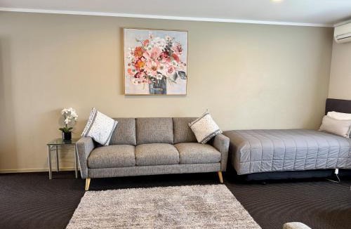Taupo Hotel | Ashbrook Motel Taupo