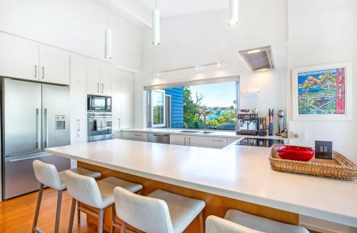 Surfdale House | Shelley Beach Homestead