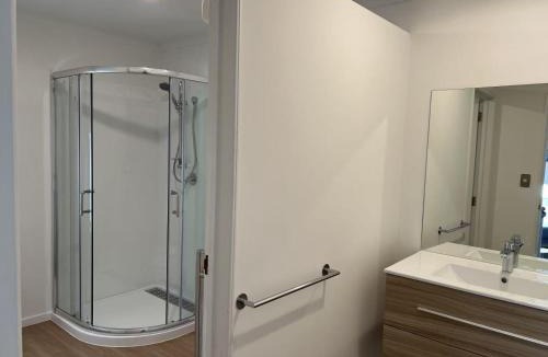 Sherborne Street Hotel | Alcala Motor Lodge