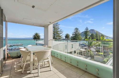 Mount Maunganui Apartment | The Penthouse Pad