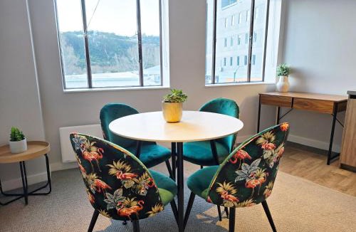 Lower Hutt Apartment | Central Lower Hutt 2BR Stay