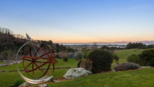 Riwaka Apartment | Spectacular Tasman Views
