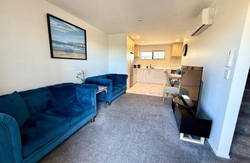 New Brighton Apartment | Beachfront Haven