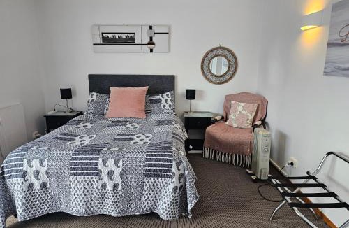 Whitianga Hotel | Albert Number 6