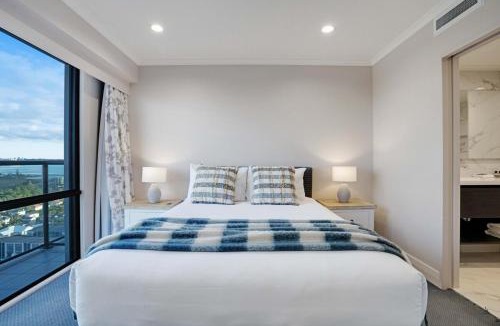 Takapuna Apartment | Amazing Ocean Views 1BR Gym Tennis 14thFlr