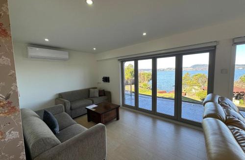 Kawaha Point House | Rotorua Luxury lakeside Resort