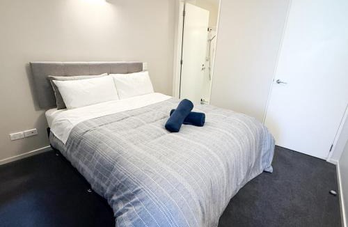 Te Aro Apartment | Elegant City Central Living