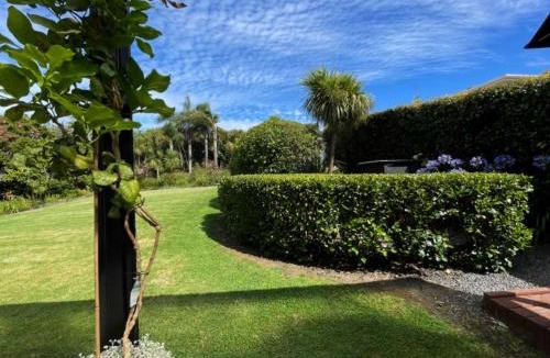Oneroa Apartment | Moa Studios - Stay Waiheke