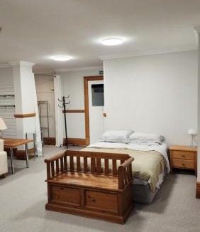Dunedin Apartment | Castle Studio Apartment
