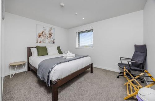 Mount Albert Apartment | Eden Vista 3 bedroom Apartment with free parking