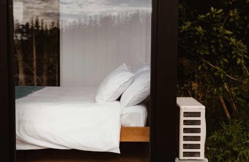 Kuaotunu House | Kūaotunu Cabin 2 by Tiny Away