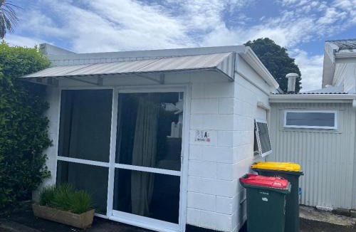New Plymouth Apartment | The Windsor Suite