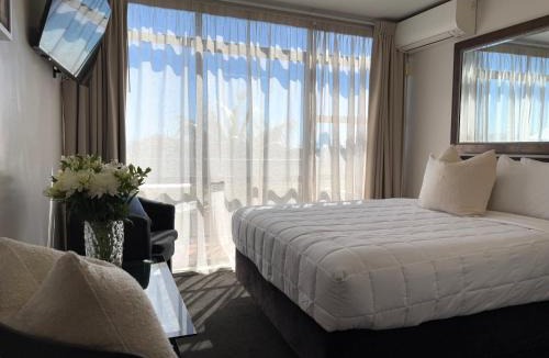 Ahuriri Hotel | Bluewater Hotel