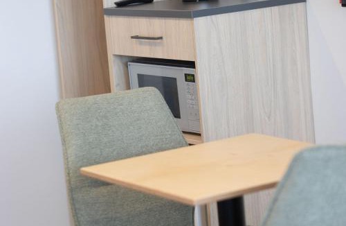 Wellington Hotel | Airport Stays