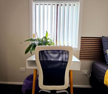 Birkenhead Apartment | Private Retreat in Birkenhead