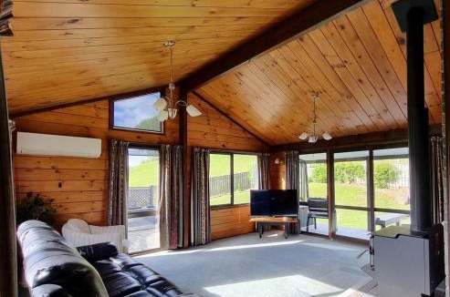 Rangitikei House | Lifestyle block Entire House