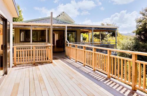 Tryphena House | Tree House