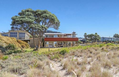 Whiritoa House | Hosts on the Coast Beachside Beauty in Whiritoa