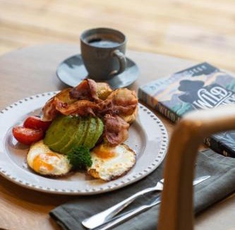 Ashburton District House | Snowgrass Hut - Above & Beyond