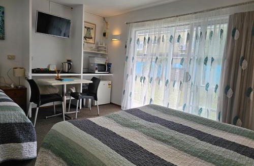 Whitianga Hotel | Albert Number 6