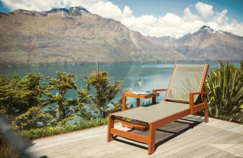 Sunshine Bay Resort | Azur Lodge