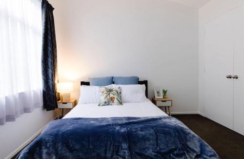 Wellington Apartment | Spacious 3BR Retreat on City Fringe w Free Parking