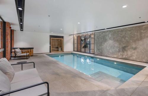 Te Aro Apartment | WLG CBD 1BR - Luxe Hyde Lane Stay with Amenities