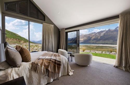 Glenorchy House | Whenua Lodge - Our Land Lodge