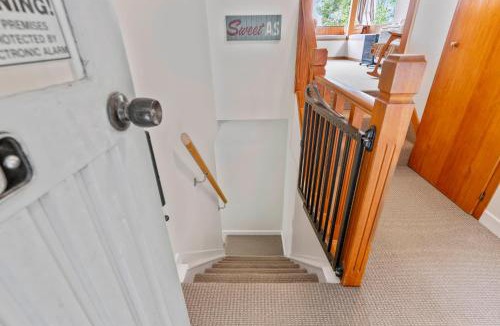 Pukawa House | Pukawa Haven - Pukawa Bay Holiday Home