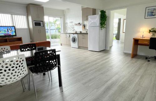 Shelly Park Apartment | Your home in Cockle Bay