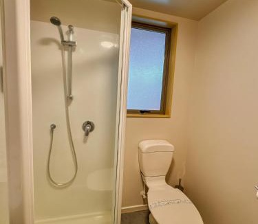 Edgeware Hotel | Bealey Avenue Motel
