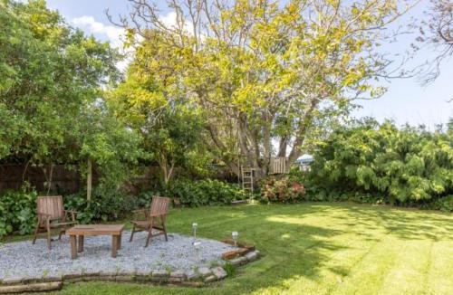 Napier House | Beautiful villa in Napier with spa