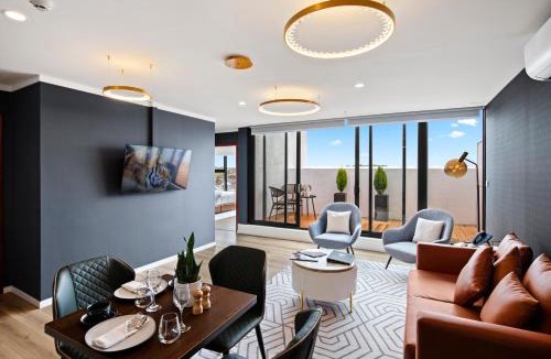 Mount Roskill Hotel | SOHO Hotel Auckland