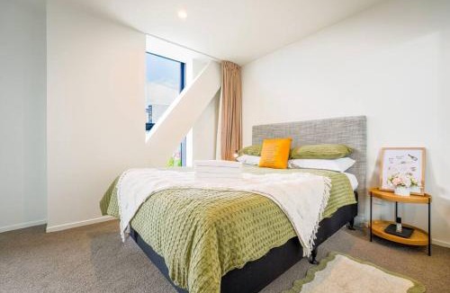 Parnell Apartment | Sophisticated One-Bedroom Hotel Suite in Parnell