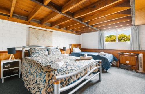 Clyde House | The Workshops - Clyde Holiday Home