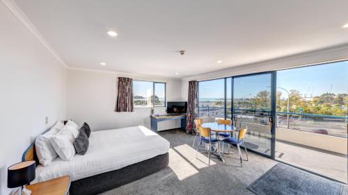Timaru Hotel | Bay Viaduct Motor Lodge