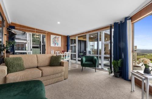 Waipu House | Heart of Waipu - Waipu Holiday Home