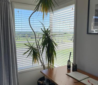 Ruakaka House | Views to unwind - self contained unit w/king bed