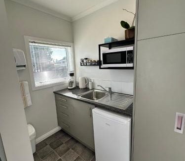 Havelock North House | Art Deco BNB
