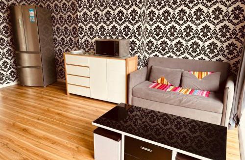Hamilton House | Fuchsia Lodge