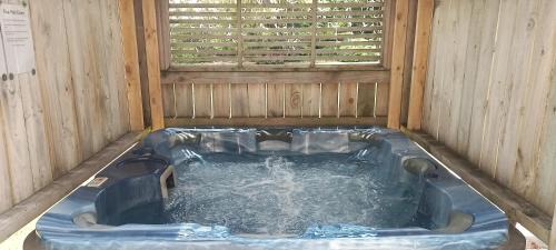 Ohakune House | Snowed Inn - Ohakune Miro Holiday Home