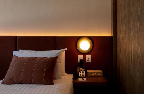 Albany Hotel | Maxim Hotel - Auckland