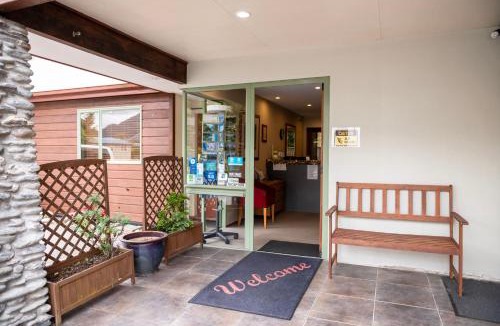 Franz Josef Glacier Hotel | Punga Grove