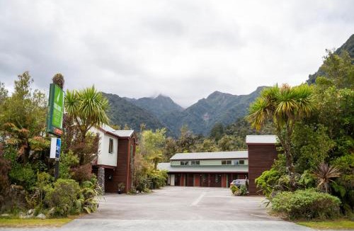 Franz Josef Glacier Hotel | Punga Grove